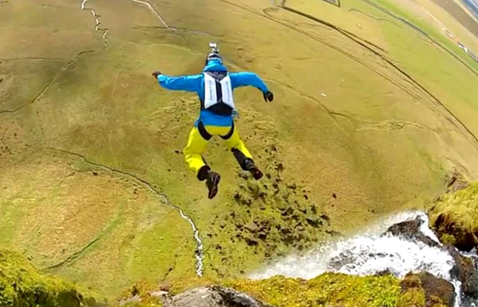Awesome X: une compilation de sports extrêmes filmés en caméra embarquée