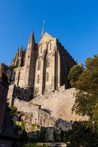 Abbaye du Mont Saint-Michel vue d'en bas